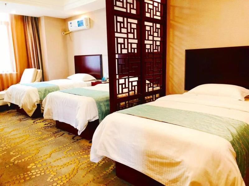 Greentree Inn Jiangxi Jindezhen People Square Jindin Business Hotel Jingdezhen Bagian luar foto