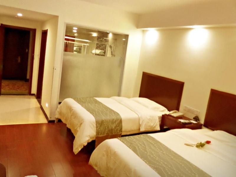 Greentree Inn Jiangxi Jindezhen People Square Jindin Business Hotel Jingdezhen Bagian luar foto