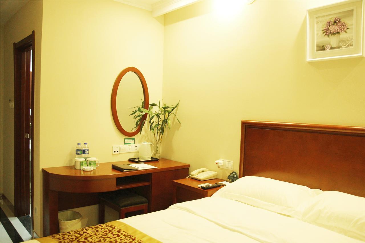 Greentree Inn Jiangxi Jindezhen People Square Jindin Business Hotel Jingdezhen Bagian luar foto