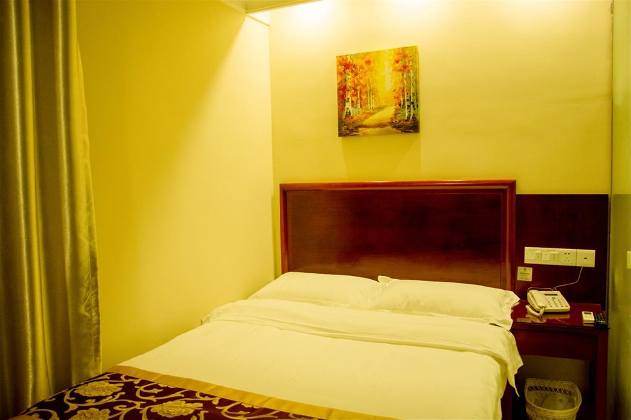 Greentree Inn Jiangxi Jindezhen People Square Jindin Business Hotel Jingdezhen Bagian luar foto