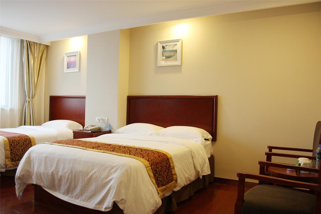 Greentree Inn Jiangxi Jindezhen People Square Jindin Business Hotel Jingdezhen Bagian luar foto