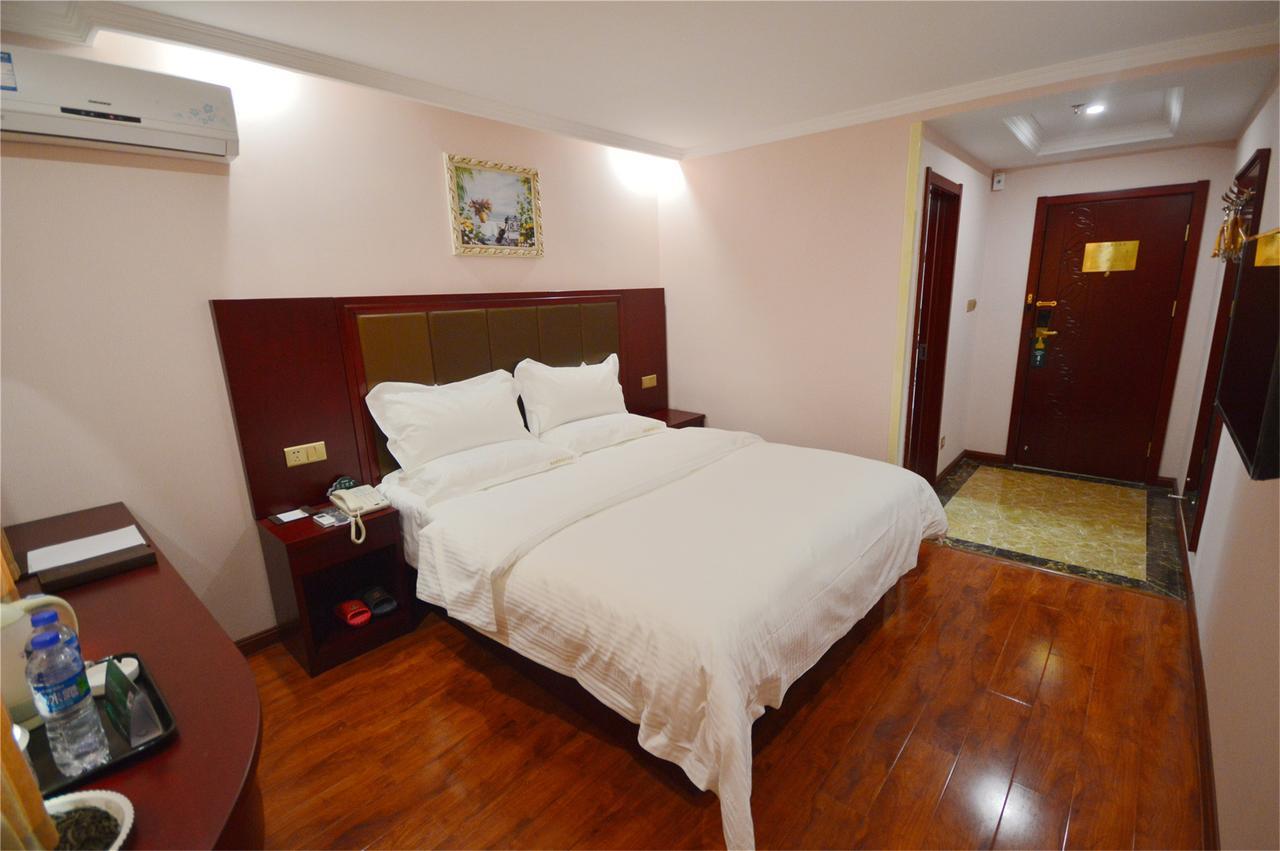 Greentree Inn Jiangxi Jindezhen People Square Jindin Business Hotel Jingdezhen Bagian luar foto